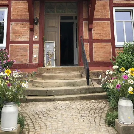 בית הארחה Altes Pfarrhaus Neustaedt