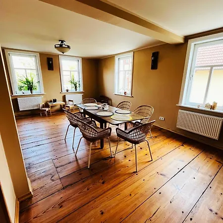 Altes Pfarrhaus Neustaedt Guest house *
