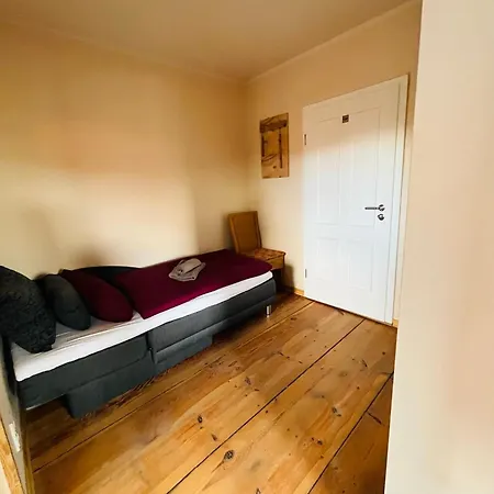 Πανσιόν Altes Pfarrhaus Neustaedt