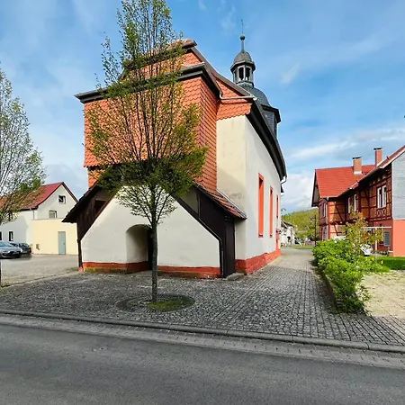 בית הארחה Altes Pfarrhaus Neustaedt Neustadt (Wartburgkreis)