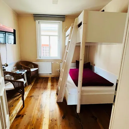 Altes Pfarrhaus Neustaedt Guest house *