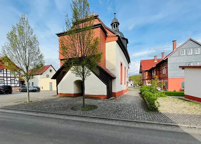 Гостевой дом Altes Pfarrhaus Neustaedt Neustadt (Wartburgkreis)